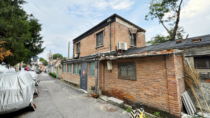 校场口小九条外景图