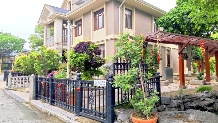 山水湖滨花园一期外景图