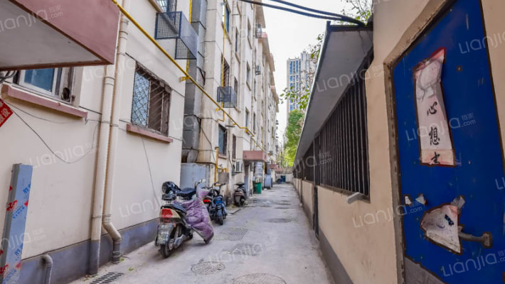 一建公司宿舍外景图