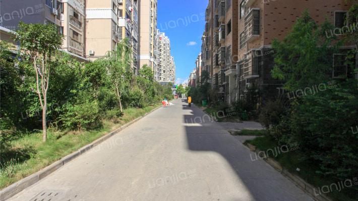 平安象湖风情水亭居外景图