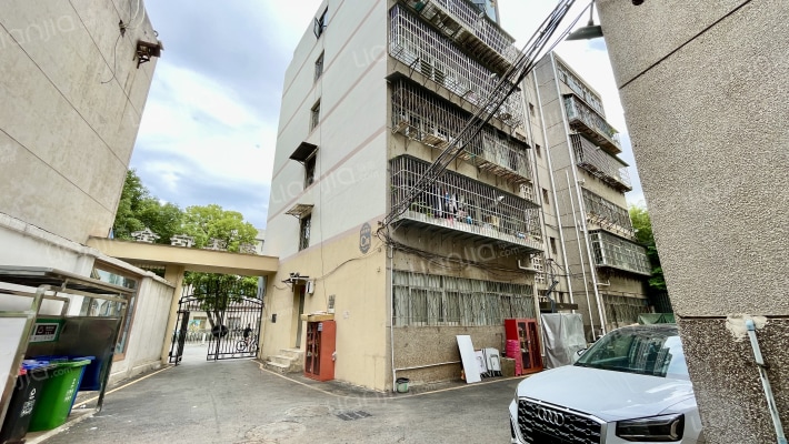 教委机关住宅区外景图