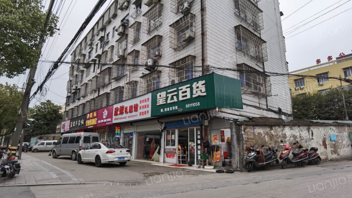 望云路住宅区外景图