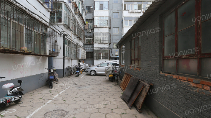 检察院宿舍外景图