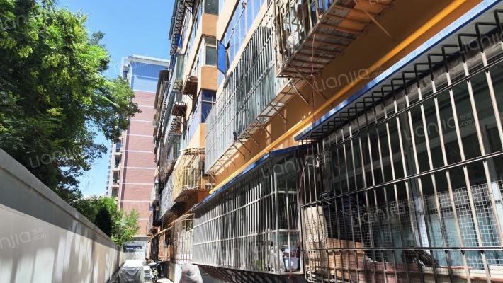 机械化家属院外景图