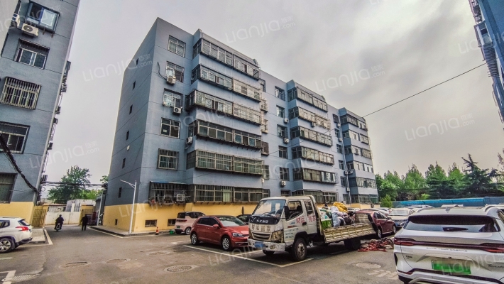 国贸小区外景图