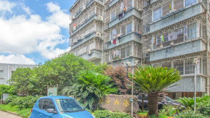 泰山公寓外景图