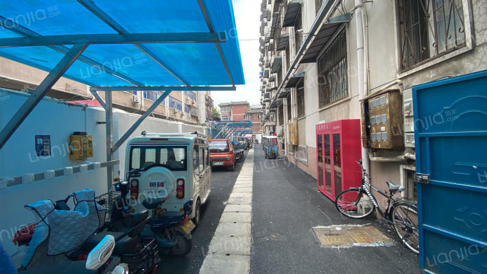 农机公司住宅楼外景图