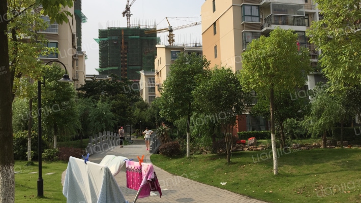 开拓环球世家外景图