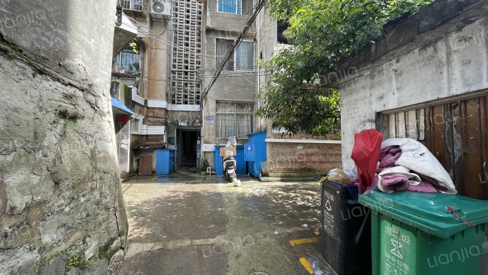 贵乌北路189号外景图