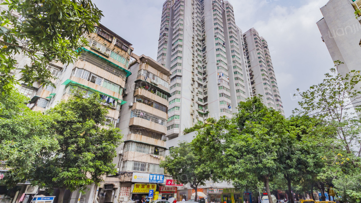 润泰大厦外景图