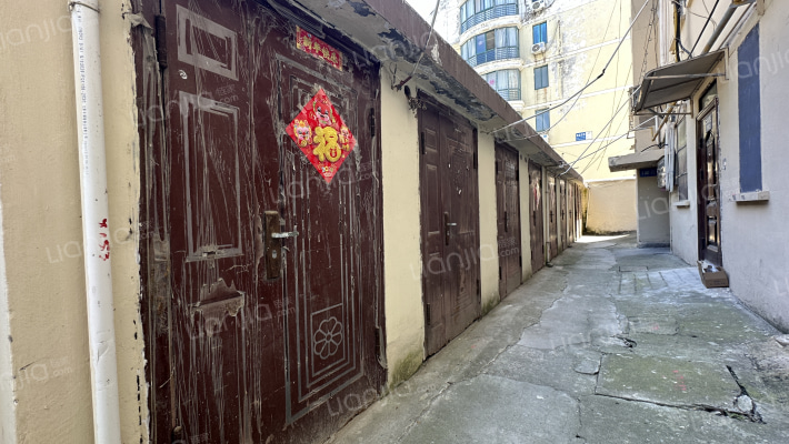 食品东巷6号外景图