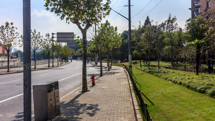 荣和怡景园外景图