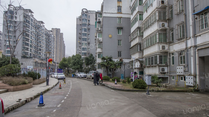 康嘉花园外景图