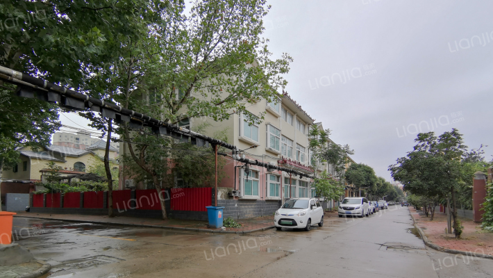 龙苑居住区外景图