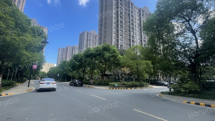 聚和佳苑一区外景图