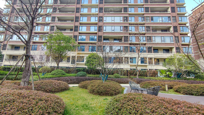 龙湖蔚澜香缇外景图