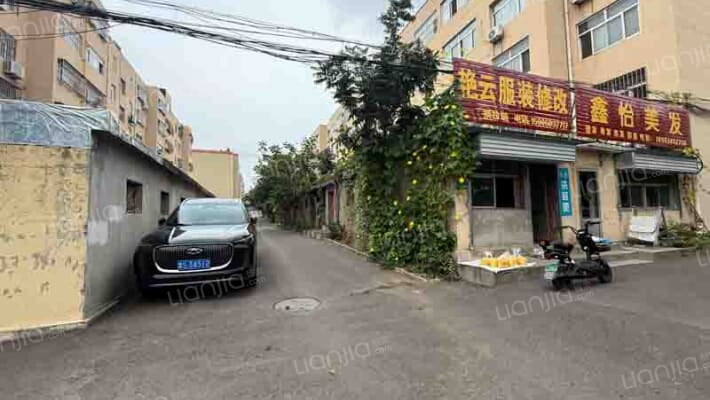 科技局宿舍外景图