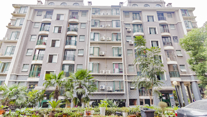 伏虎山庄外景图