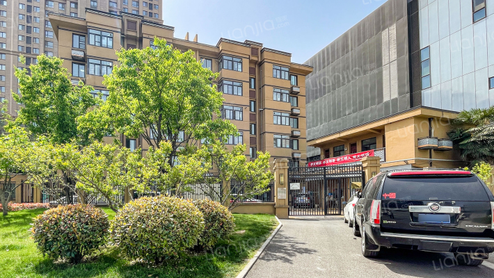 曲江信合家属院外景图