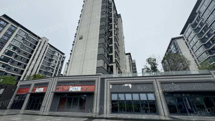 华润置地润樾府外景图