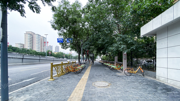 西安医学院高新校区外景图