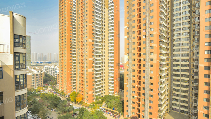 思达大河春天B区外景图