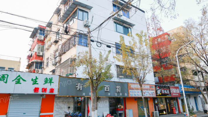 体校宿舍外景图