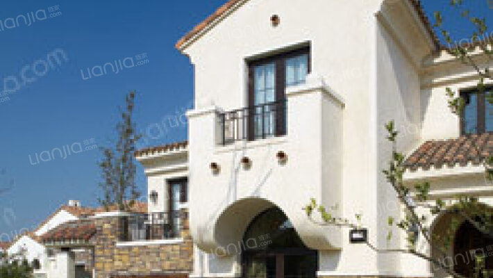 万科兰乔圣菲外景图