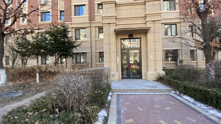 中海城提香外景图