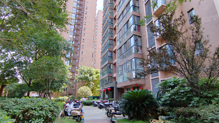 东方华府外景图