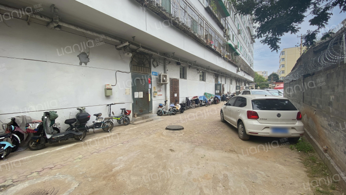 移动宿舍外景图