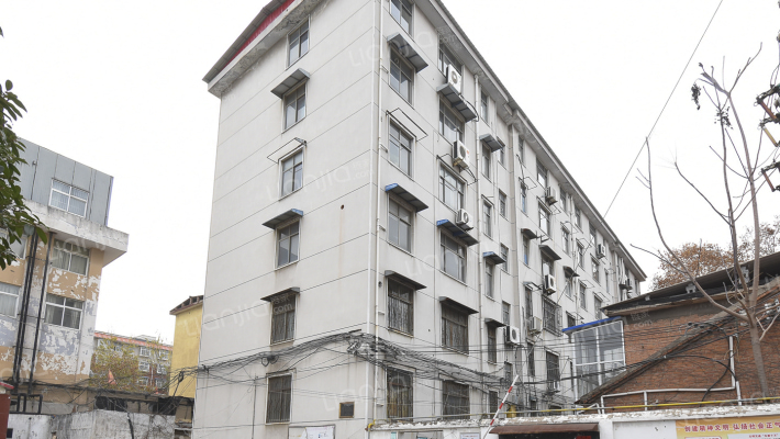 许昌市体育运动学校家属院外景图