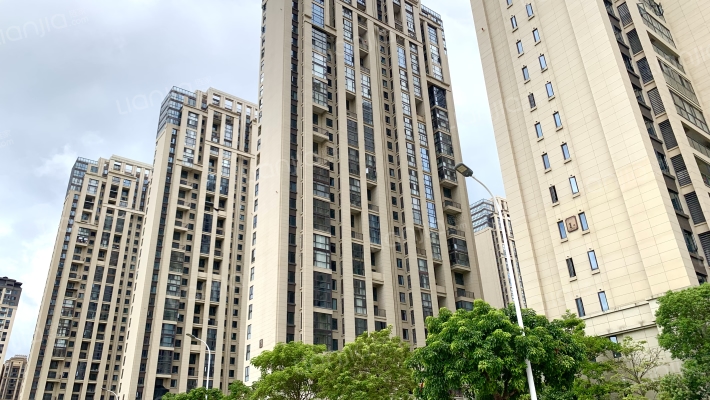 福清世茂璀璨天城外景图