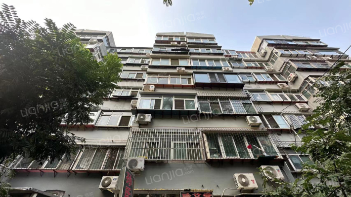 小纬六路95号外景图