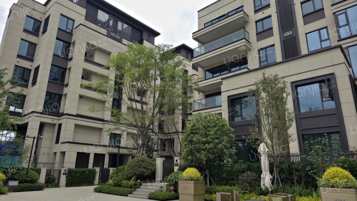 华发统建锦江大院外景图