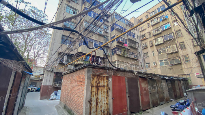 南阳路254号外景图