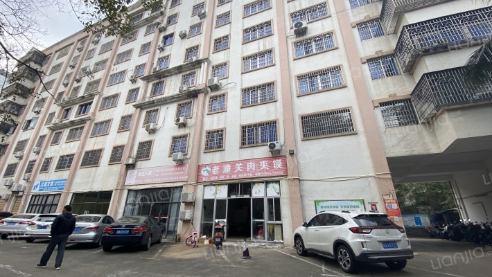 市委宿舍（丘海大道）外景图