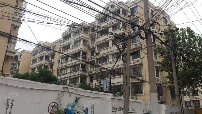 东升花苑外景图