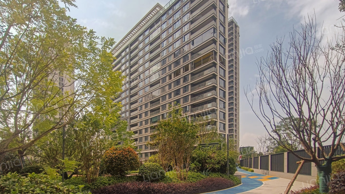 恺德信达樾景臺外景图