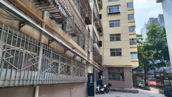 康家大院外景图