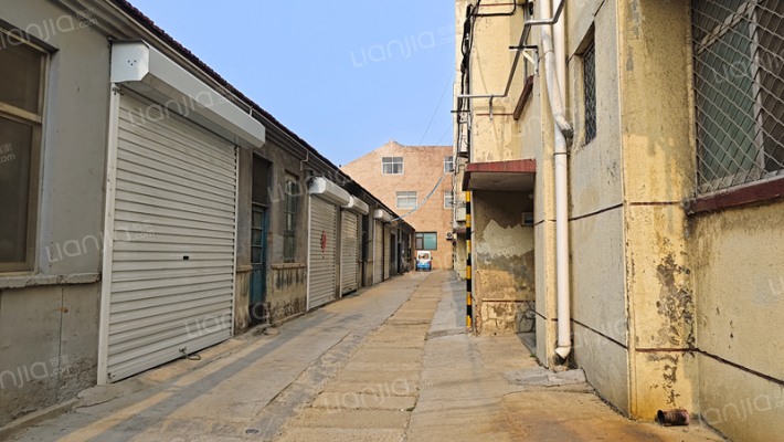 向阳公寓外景图