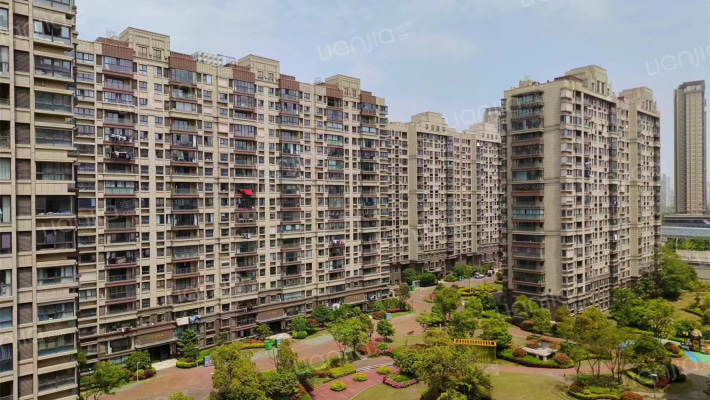 融创蓝山印象外景图