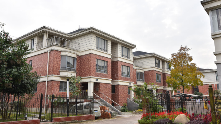 东方绿洲外景图