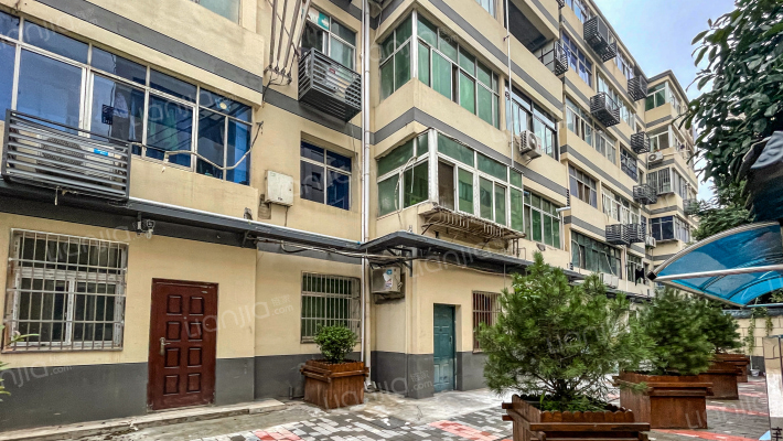 青年路73号外景图