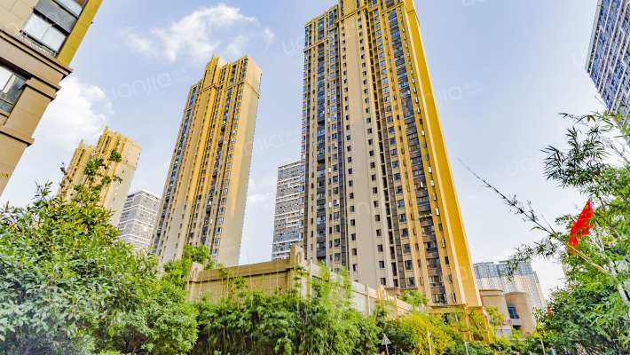 汉口城市广场四期外景图