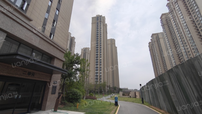 瀚宇天悦湾13号院外景图