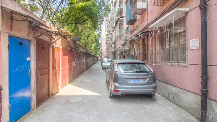 新高路小区外景图