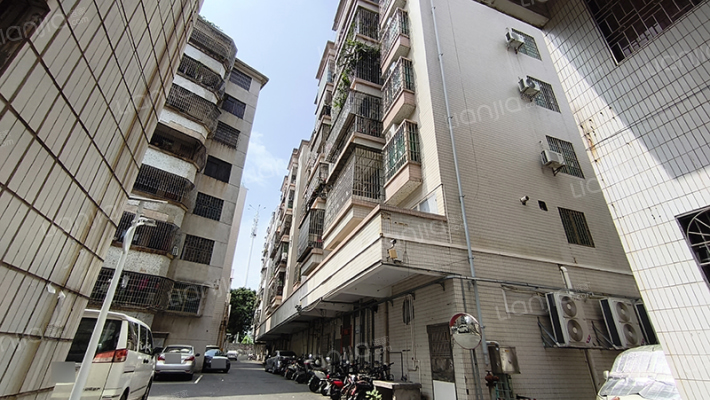 业翠花苑外景图