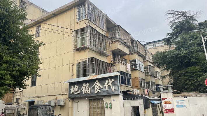 乡镇企业局住宅楼外景图