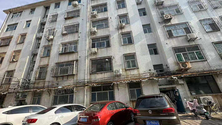 外经委宿舍外景图